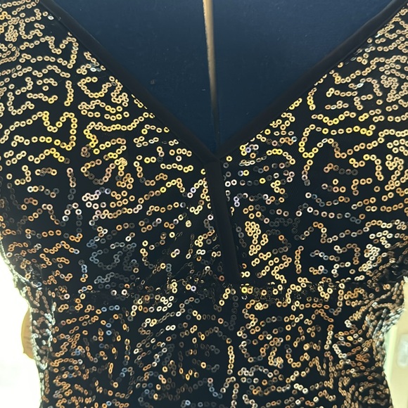NWT black sequined flapper dress with tassels. - Picture 3 of 3